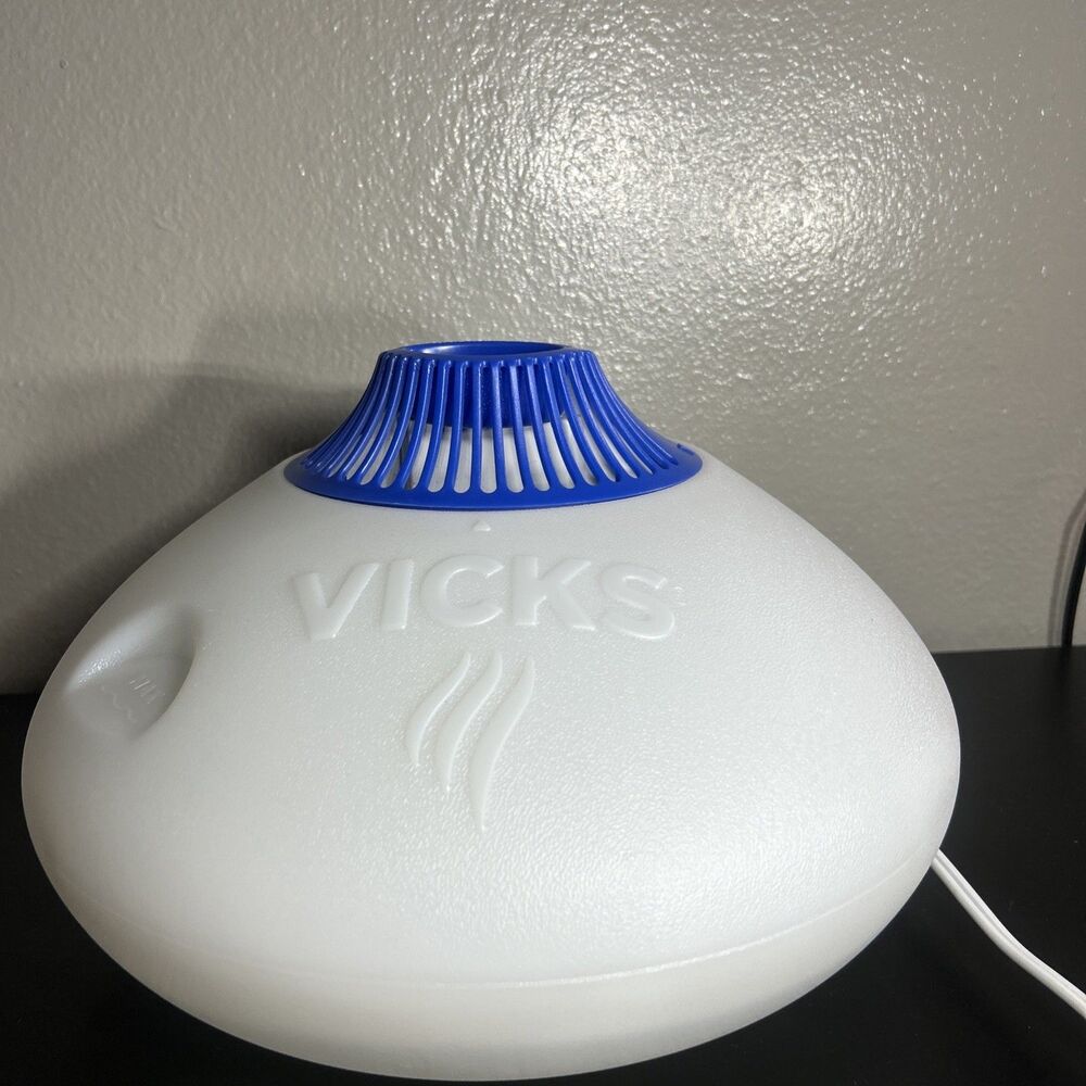 Vicks Warm Steam Vaporizer Humidifier White | Excellent Condition